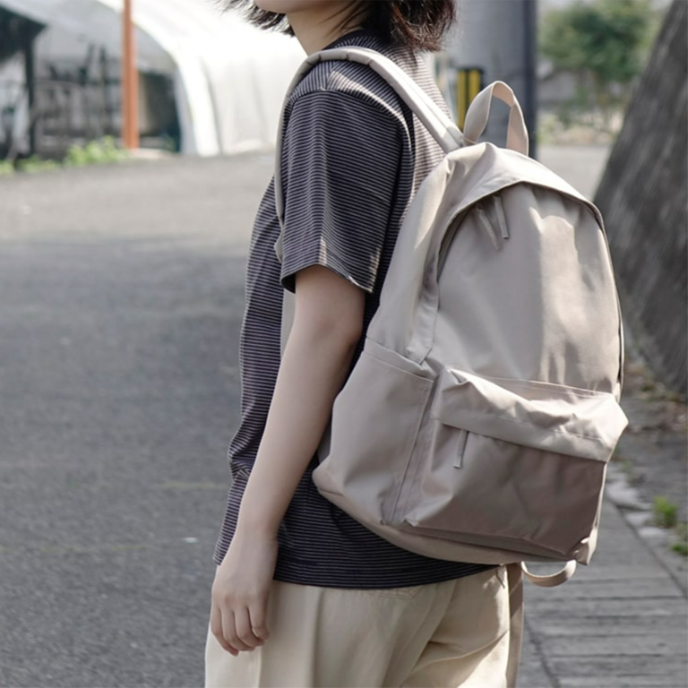 荷物もすっきり。旅の服えらび