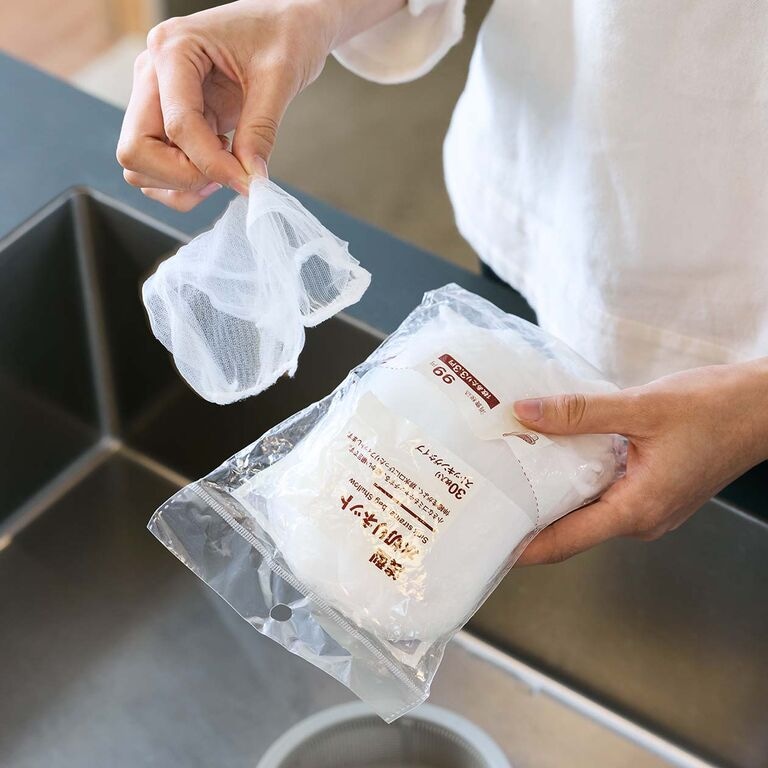 一枚ずつ引き出せる、30枚入り99円。水切りネット