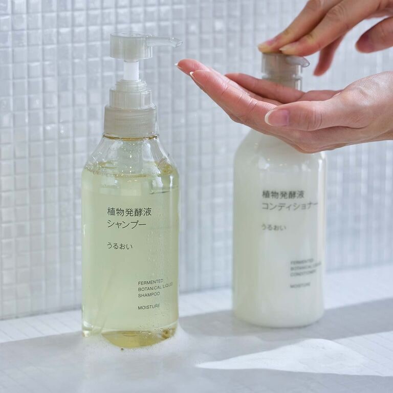 つやつや、まとまる。植物発酵液シャンプー うるおい