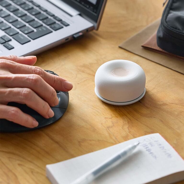 身近な空間を、やさしく香らせる。アロマ ストーン