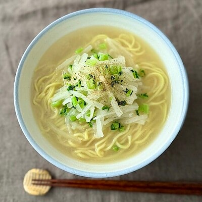 即席麺をさらに味わい深く。「生麺を熟成乾燥させたラーメン」の美味しい食べ方