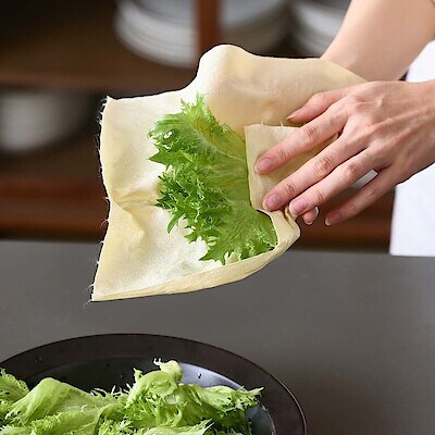 使い道ひろがる丈夫な薄さ。やぶれにくいキッチンシート