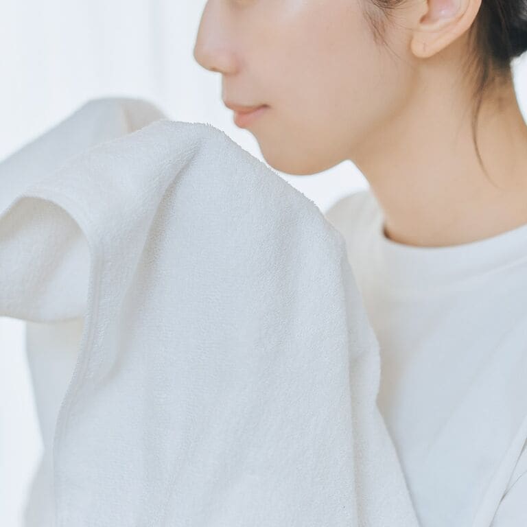 乾燥しやすい冬の肌に、見直したい3つのこと