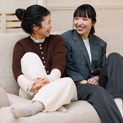 家でも、外でも。軽やかなスウェットパンツ ｜ スタッフのリアルな着こなし