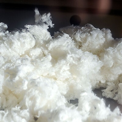 リヨセル｜天然由来の再生繊維　Lyocell｜A naturally derived recycled fiber