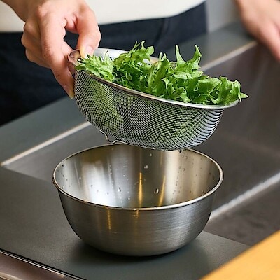 水切れが良く、扱いやすい。ステンレス メッシュザル