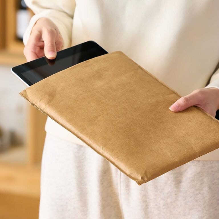 文房具のように。ジーンズラベル タブレットケース