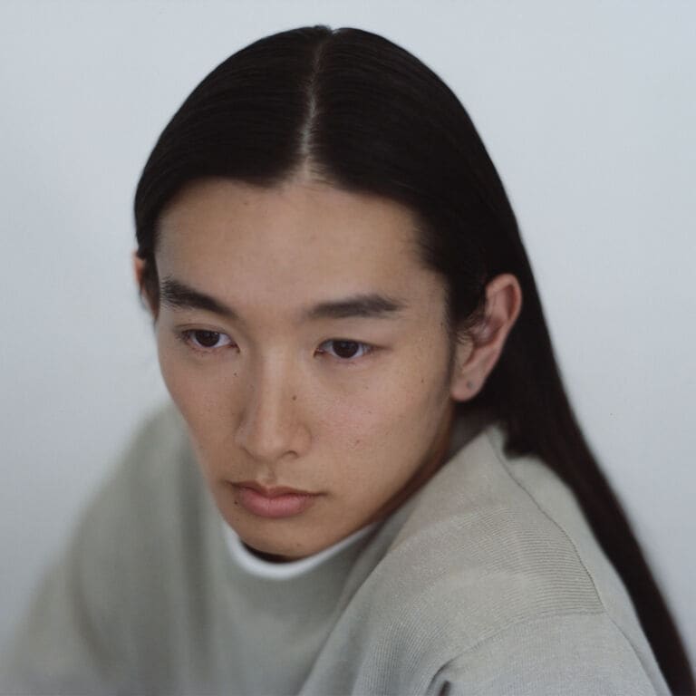 古い角質を取り、よい血色に。リップスクラブ | いつものスキンケアにもうひと手間。清潔に、健やかに。無印良品のメイク