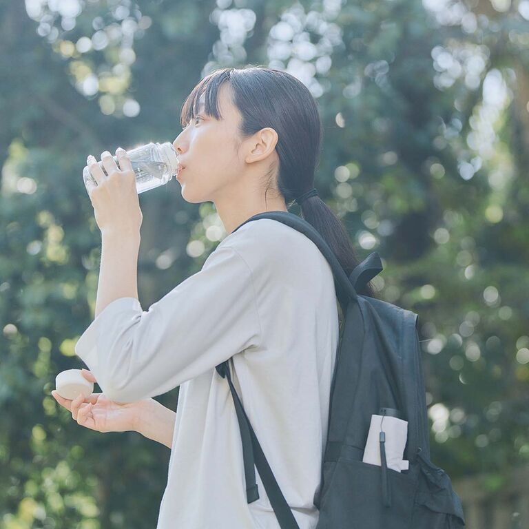 暑くなる日のおでかけに、持っておきたい三つのもの