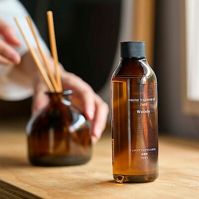 瓶はそのまま。インテリア フレグランスオイル 詰替用