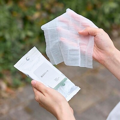 狙いどおりにぬれて、小さく持ち歩き。虫よけシート