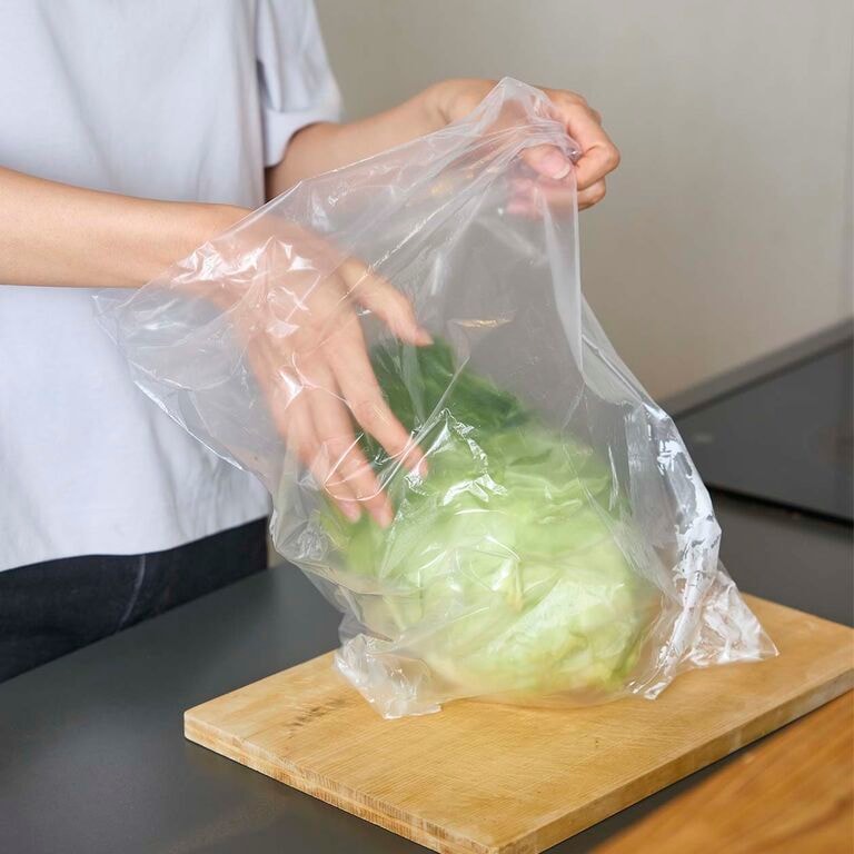ひと玉なら大袋。鮮度を保つポリエチレン袋