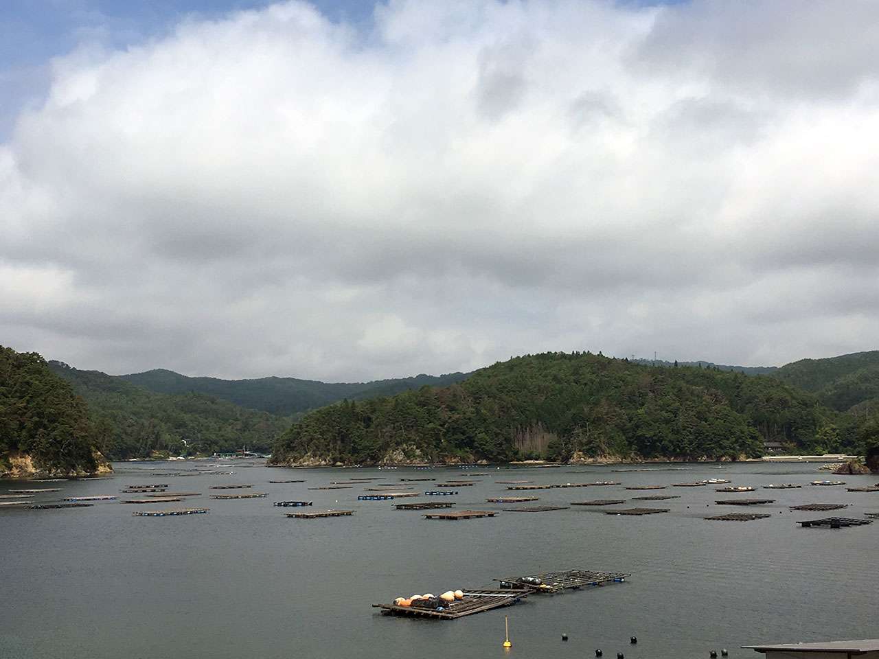 キービジュアル画像：美しいリアス式海岸に囲まれた、三陸海岸・唐桑半島