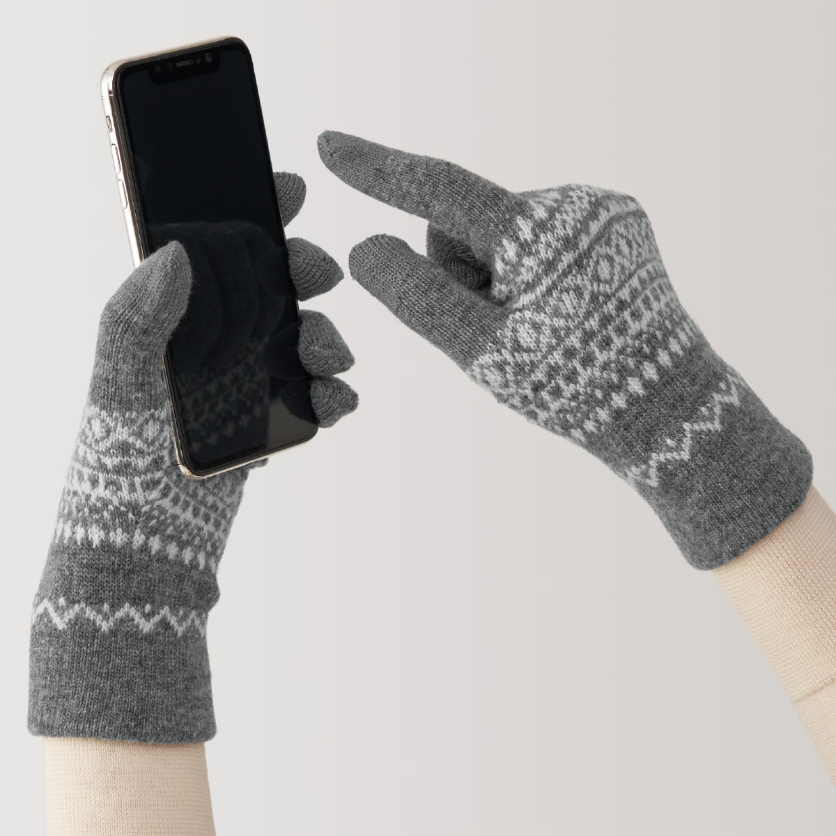 warm accessories_02