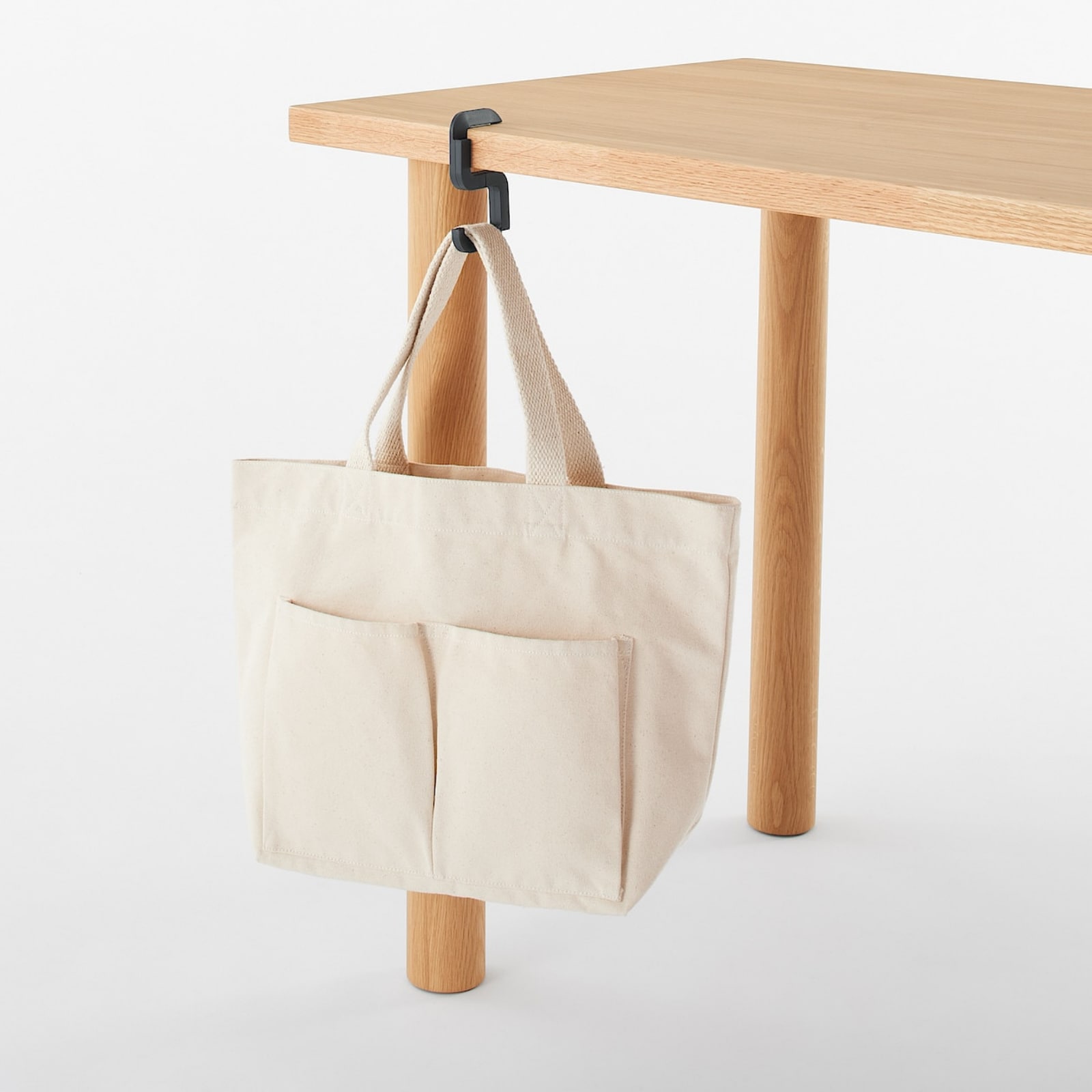 travel bag hanger_01