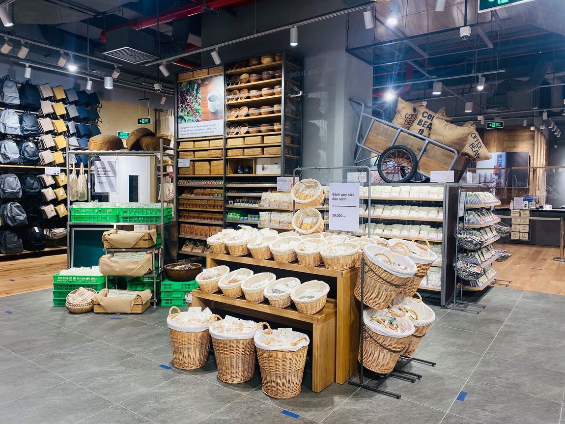 STORE 1