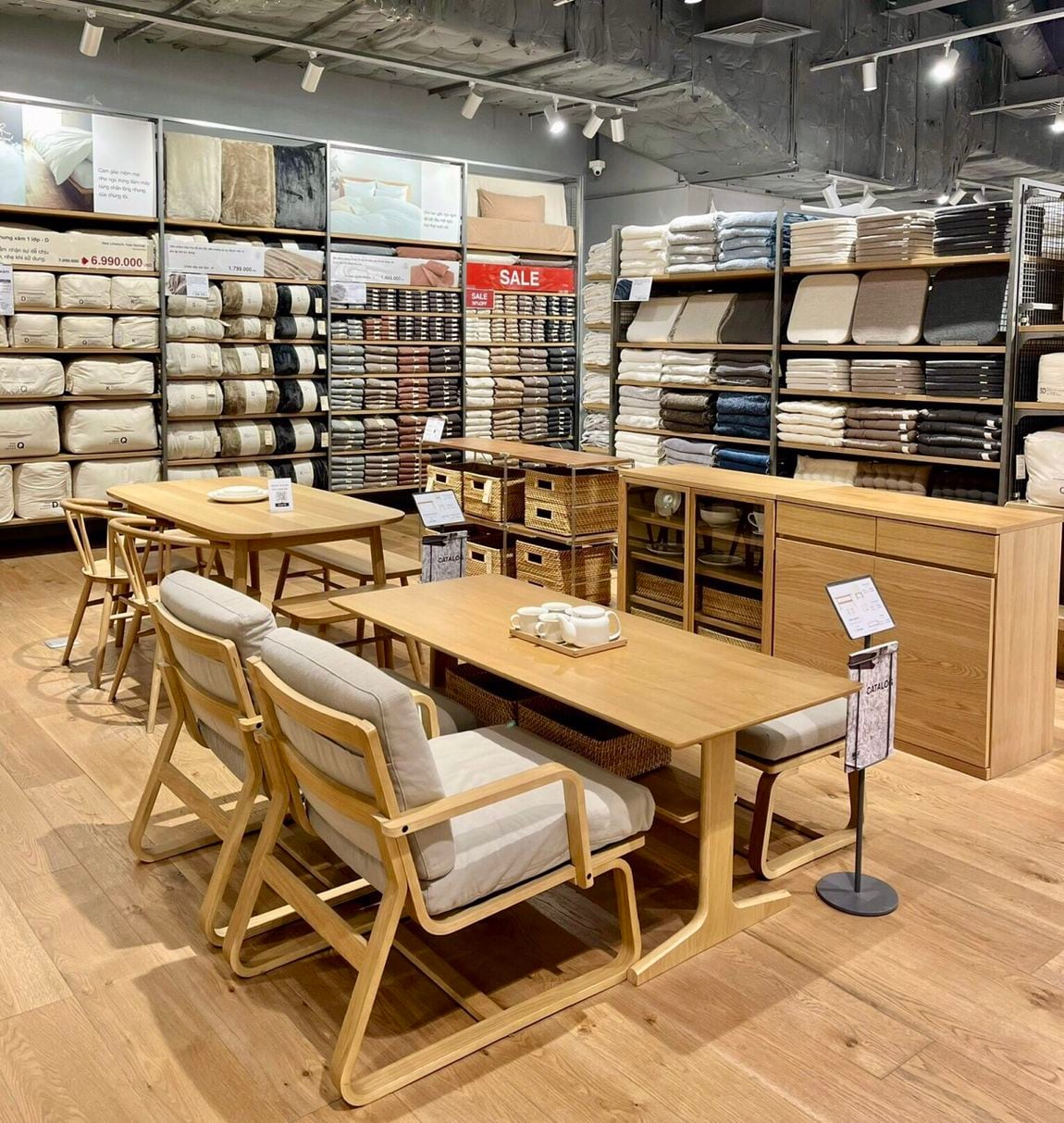 furniture 2 