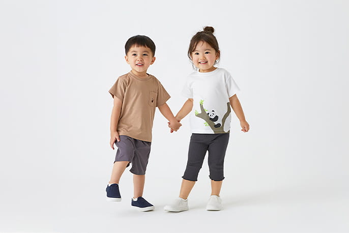 絶滅危惧種に認定されている生き物をモチーフにした半袖Tシャツ