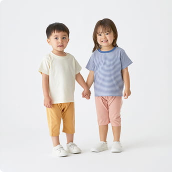 ベビーの夏服着用画像