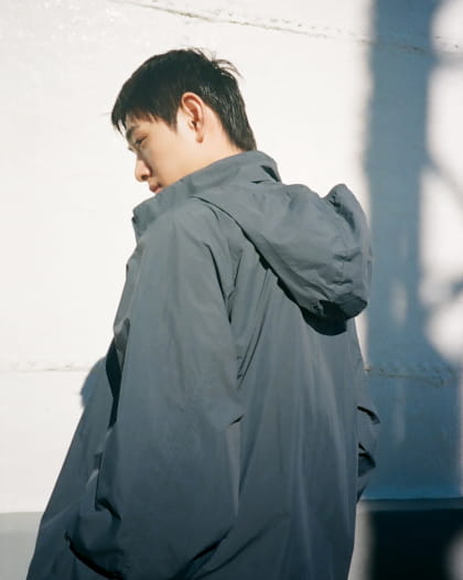 男撥水加工尼龍可攜式防風褲