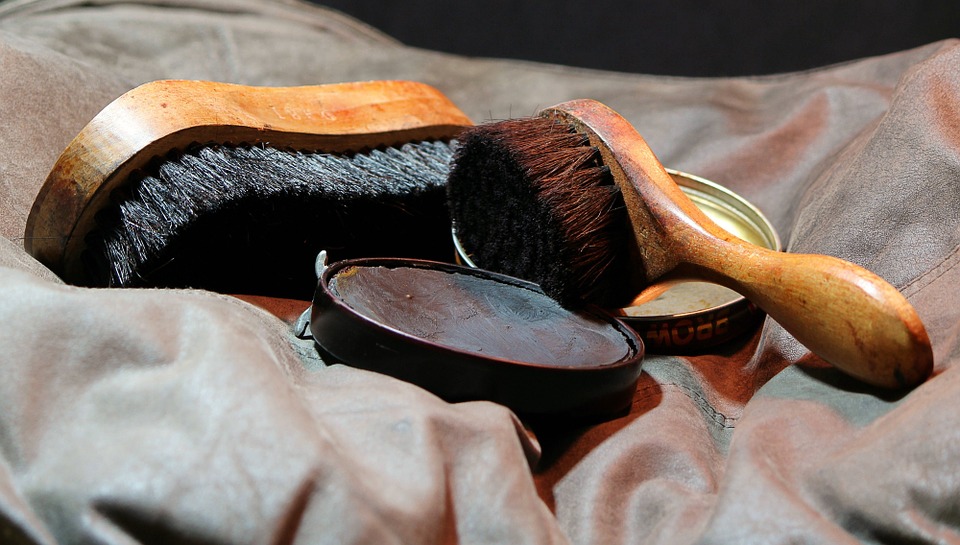 shoeshine-72477_960_720