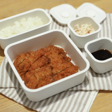 container (2)
