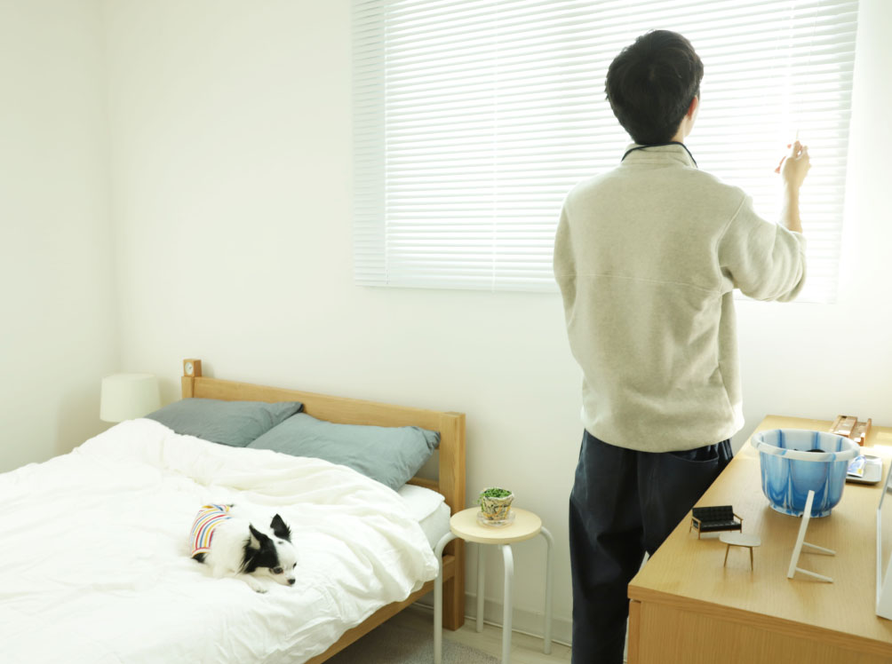 STAFF (2)